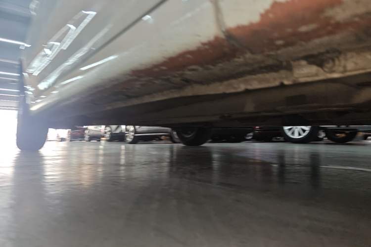 Used Hyundai Verna Ray 2014 1.4L Automatic GLX Right Side Sill