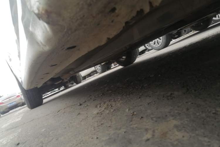 Used Hyundai Verna Ray 2014 1.4L Automatic GLX Right Side Sill