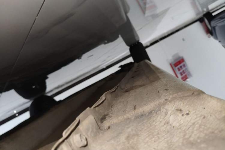 Used Hyundai Verna Ray 2014 1.4L Automatic GLX Right Side Sill
