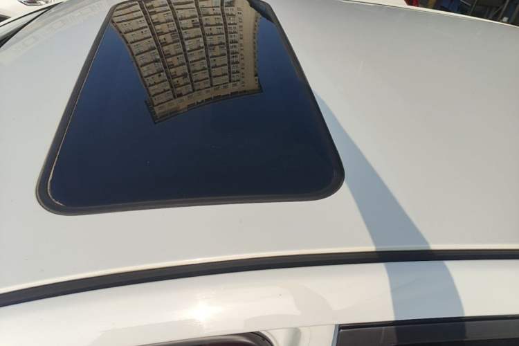 Used Hyundai Verna Ray 2014 1.4L Automatic GLX Roof