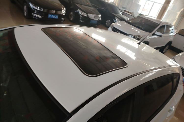 Used Hyundai Verna Ray 2014 1.4L Manual GLX Roof