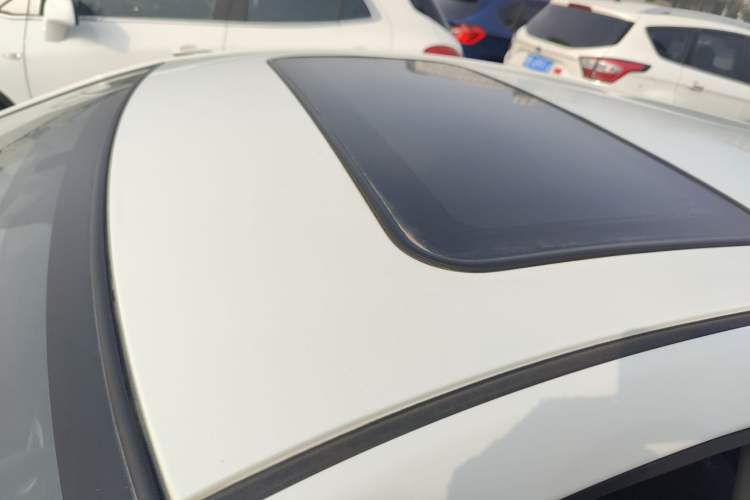 Used Hyundai Verna Ray 2014 1.4L Manual GLX Roof