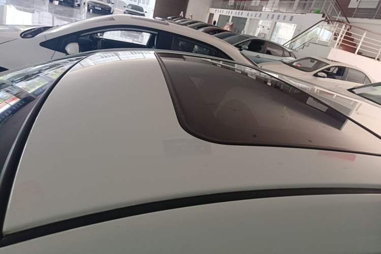 Used Hyundai Verna Ray 2014 1.4L Automatic GLX Roof