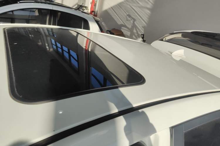Used Hyundai Verna Ray 2014 1.4L Automatic GLX Roof