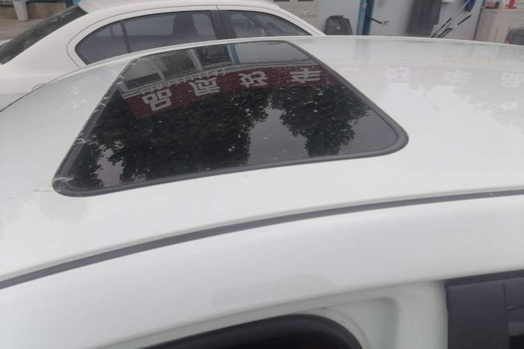Used Hyundai Verna Ray 2014 1.4L Automatic GLX Roof