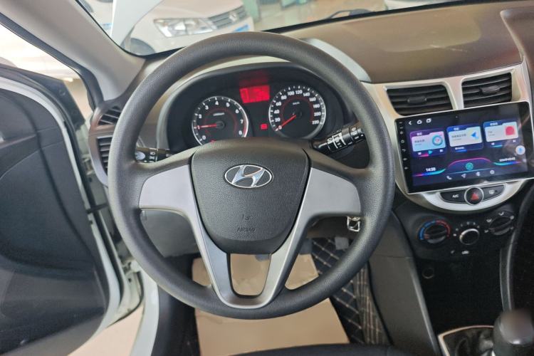 Used Hyundai Verna Ray 2014 1.4L Manual GLX Steering Wheel