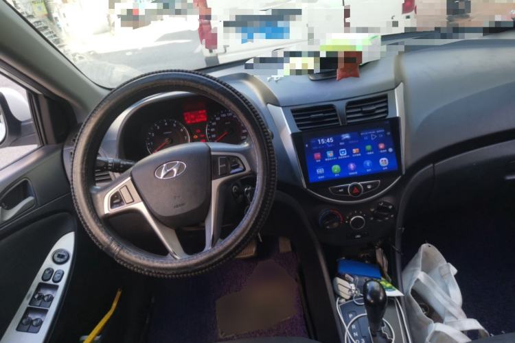 Used Hyundai Verna Ray 2014 1.4L Automatic GLX Steering Wheel