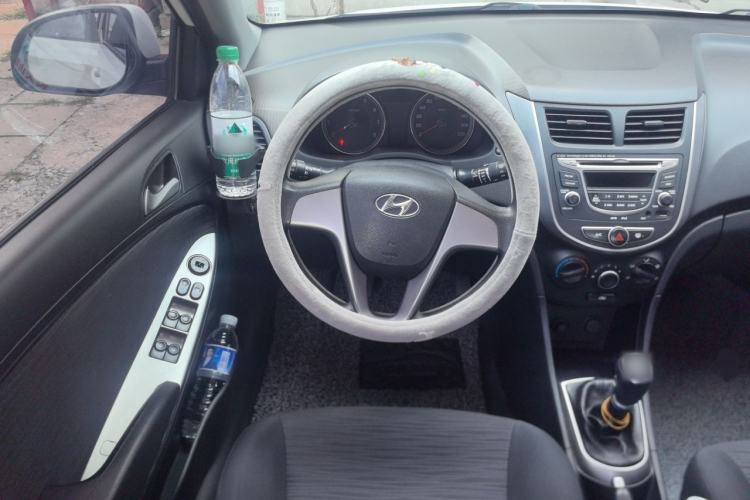 Used Hyundai Verna Ray 2014 1.4L Manual GLX Steering Wheel