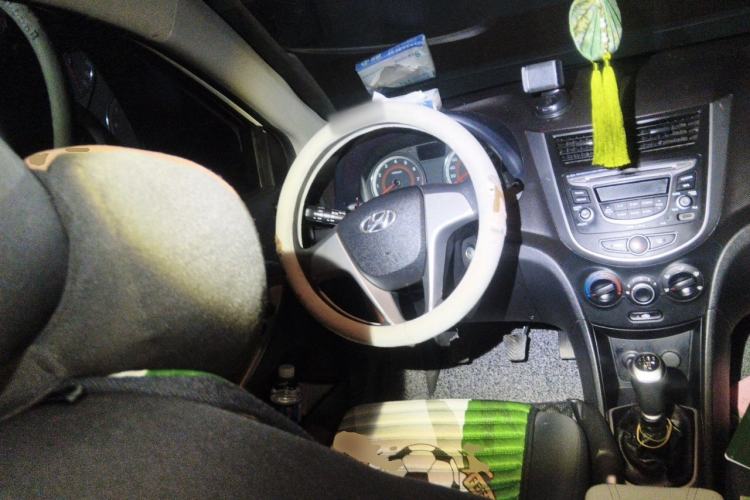 Used Hyundai Verna Ray 2014 1.4L Manual GLX Steering Wheel