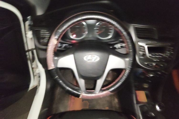 Used Hyundai Verna Ray 2014 1.4L Manual GLX Steering Wheel