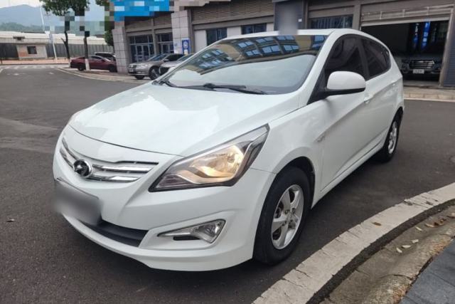 Ojetý Hyundai Verna Ray 2014 1.4L Manual GLX