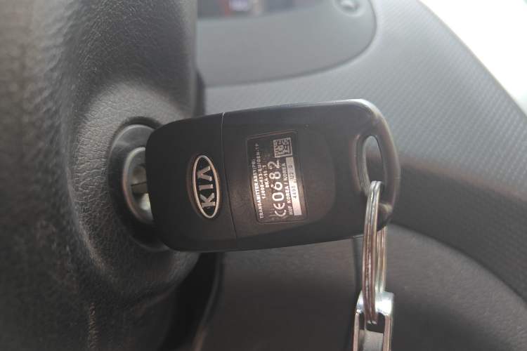 Used Hyundai Verna Ray 2014 1.4L Automatic GLX Vehicle Key