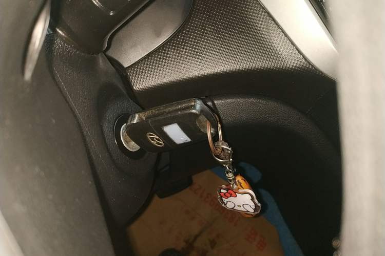 Used Hyundai Verna Ray 2014 1.4L Automatic GLX Vehicle Key