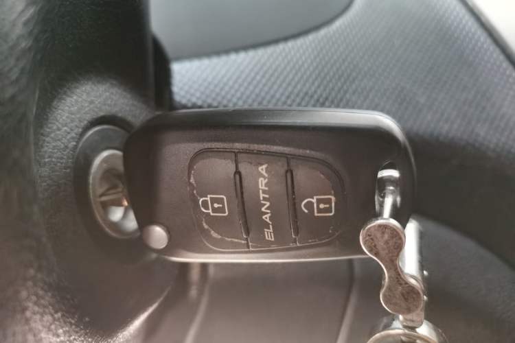 Used Hyundai Verna Ray 2014 1.4L Automatic GLX Vehicle Key
