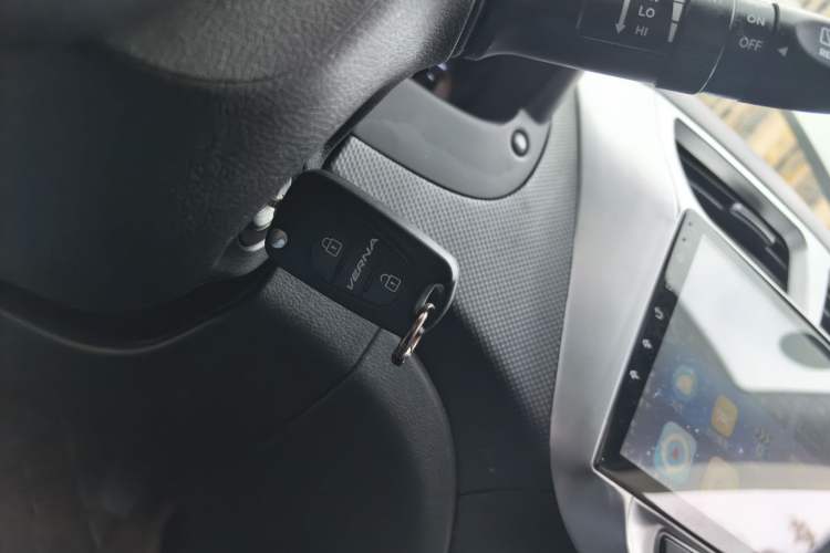Used Hyundai Verna Ray 2014 1.4L Manual GLX Vehicle Key