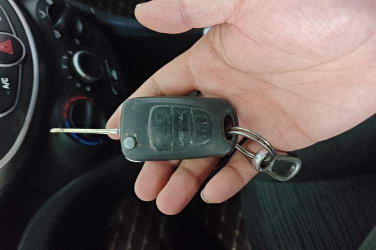Used Hyundai Verna Ray 2014 1.4L Manual GLX Vehicle Key