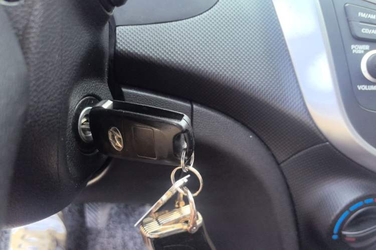 Used Hyundai Verna Ray 2014 1.4L Manual GLX Vehicle Key