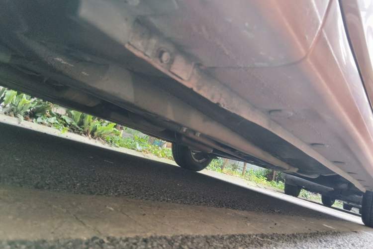 Used Hyundai Verna Ray 2014 1.4L Automatic GLX Chassis Front Left