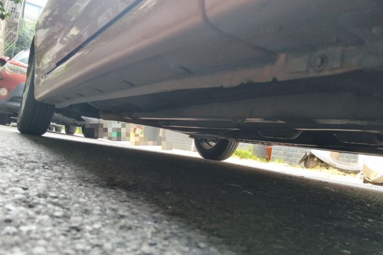 Used Hyundai Verna Ray 2014 1.4L Automatic GLX Chassis Front Right