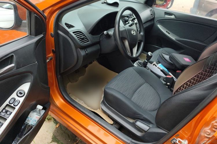 Used Hyundai Verna Ray 2014 1.4L Manual GLX Driver Seat