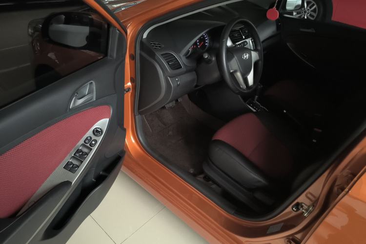 Used Hyundai Verna Ray 2014 1.4L Automatic GLX Driver Seat