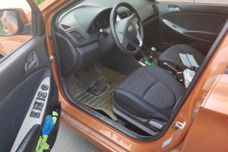 Used Hyundai Verna Ray 2014 1.4L Manual GLX Driver Seat