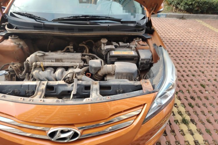 Used Hyundai Verna Ray 2014 1.6L Automatic TOP Engine Bay Left