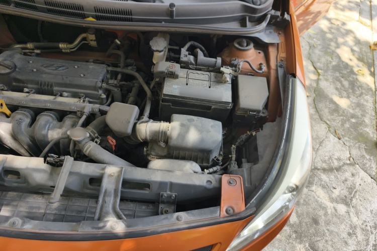 Used Hyundai Verna Ray 2014 1.6L Automatic TOP Engine Bay Left