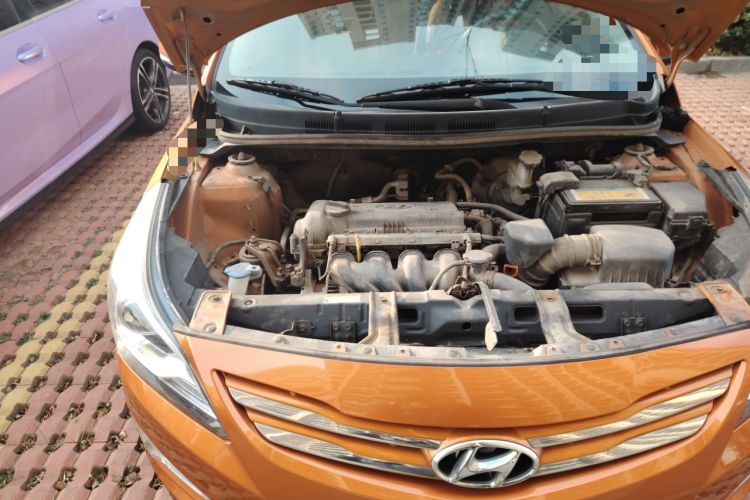 Used Hyundai Verna Ray 2014 1.6L Automatic TOP Engine Bay Right