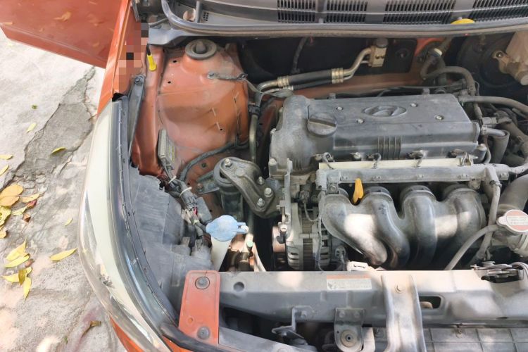 Used Hyundai Verna Ray 2014 1.6L Automatic TOP Engine Bay Right