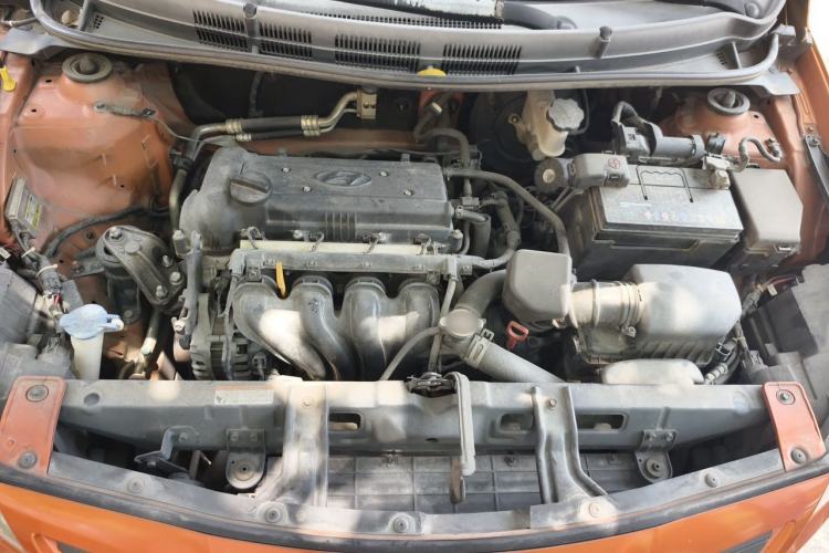 Used Hyundai Verna Ray 2014 1.6L Automatic TOP Engine Bay
