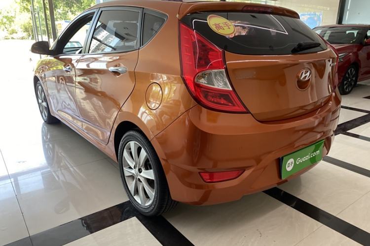 Used Hyundai Verna Ray 2014 1.4L Automatic TOP Exterior 2