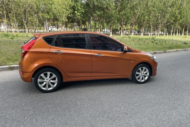 Used Hyundai Verna Ray 2014 1.6L Automatic TOP Exterior 2