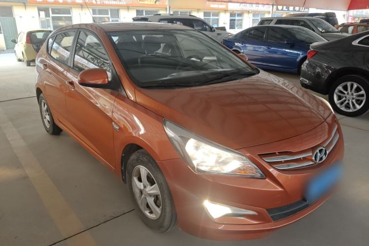 Used Hyundai Verna Ray 2014 1.4L Manual GLX Exterior 2