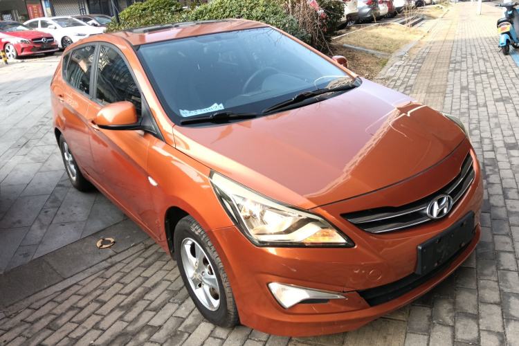 Used Hyundai Verna Ray 2014 1.4L Automatic GLX Exterior 2