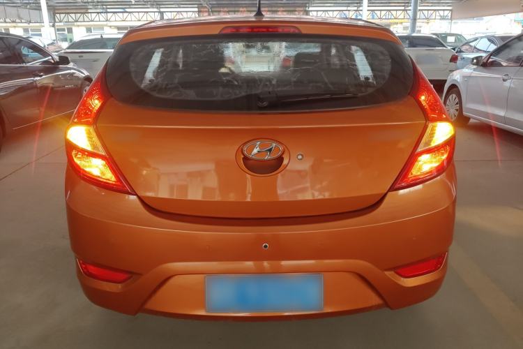 Used Hyundai Verna Ray 2014 1.4L Manual GLX Exterior 4