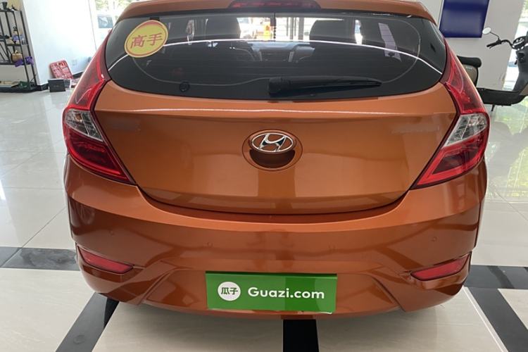 Used Hyundai Verna Ray 2014 1.4L Automatic TOP Exterior 5