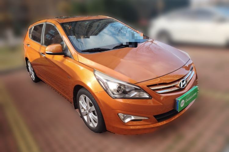 Used Hyundai Verna Ray 2014 1.6L Automatic TOP Front Right 45 Deg
