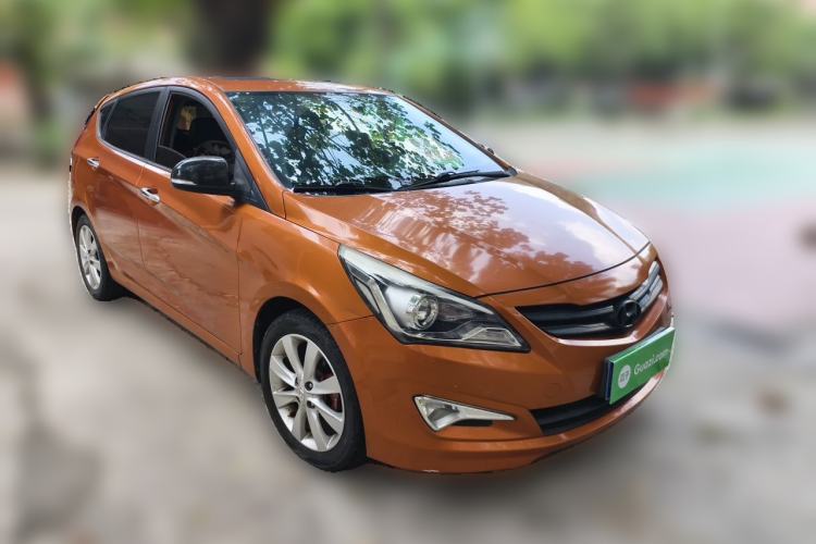 Used Hyundai Verna Ray 2014 1.6L Automatic TOP Front Right 45 Deg