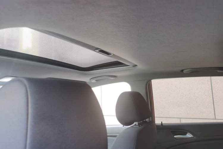 Used Hyundai Verna Ray 2014 1.4L Manual GLX Headliner