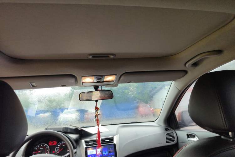 Used Hyundai Verna Ray 2014 1.6L Automatic TOP Headliner