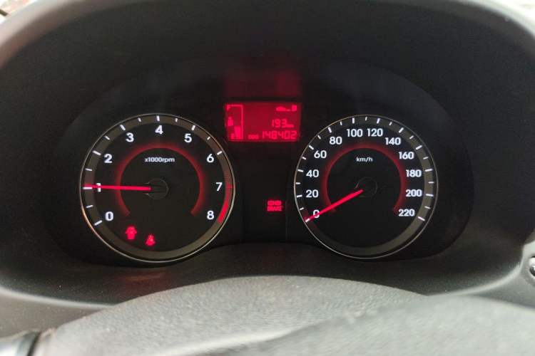 Used Hyundai Verna Ray 2014 1.4L Manual GLX Instrument Cluster