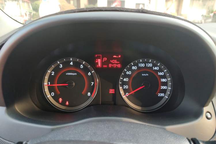 Used Hyundai Verna Ray 2014 1.6L Automatic TOP Instrument Cluster