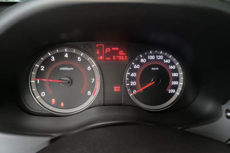 Used Hyundai Verna Ray 2014 1.4L Automatic GLX Instrument Cluster