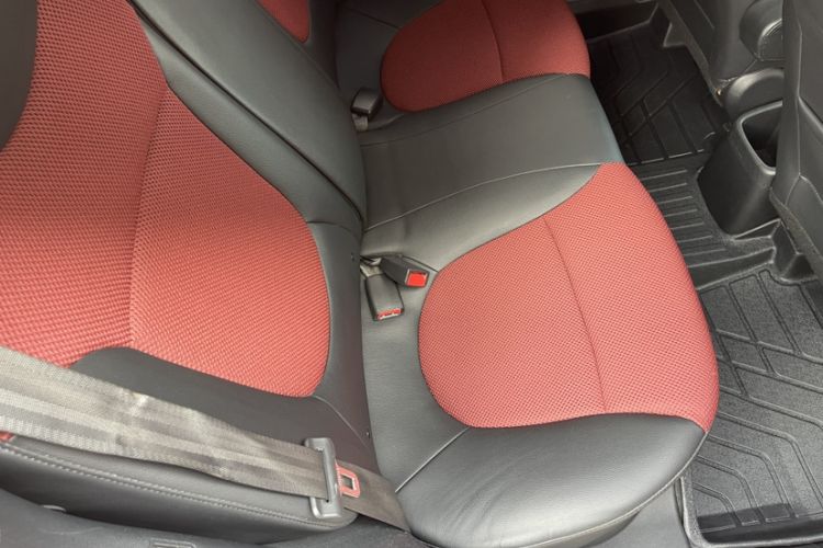 Used Hyundai Verna Ray 2014 1.6L Automatic TOP Interior 12