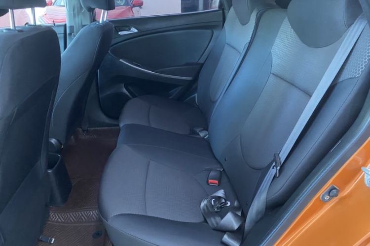 Used Hyundai Verna Ray 2014 1.4L Automatic TOP Interior 7