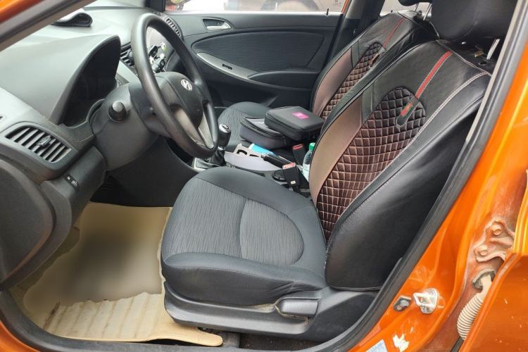 Used Hyundai Verna Ray 2014 1.4L Manual GLX Left Front Seat