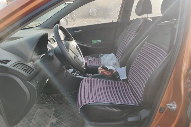 Used Hyundai Verna Ray 2014 1.4L Manual GLX Left Front Seat