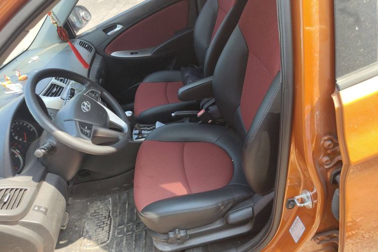 Used Hyundai Verna Ray 2014 1.6L Automatic TOP Left Front Seat