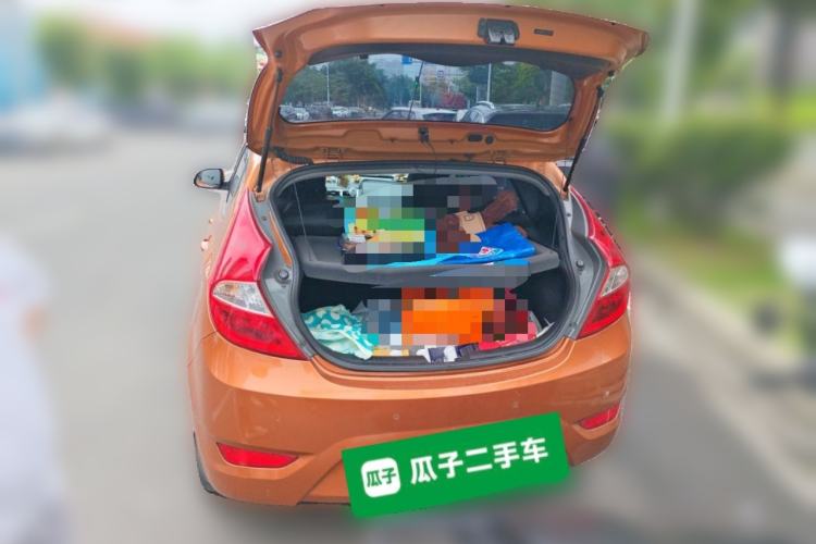 Used Hyundai Verna Ray 2014 1.4L Automatic GLX Trunk